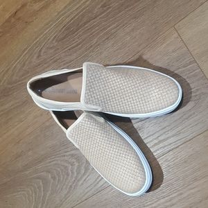 BROTHERS UNITED slip ons.     #3930